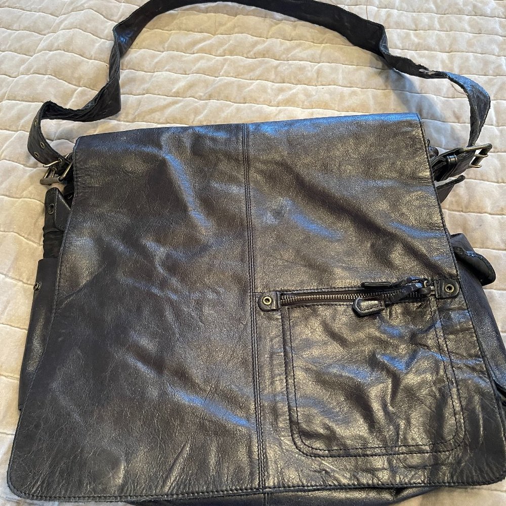 Black computer bag